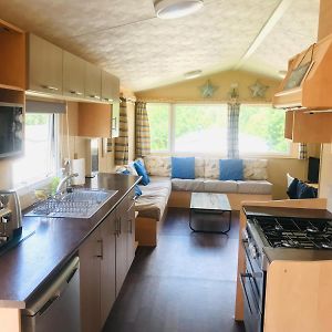 Rockley Park - Coral